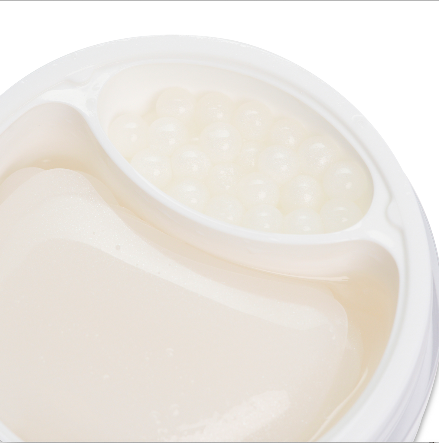 Coconut and Collagen Eye Mask and Capsules